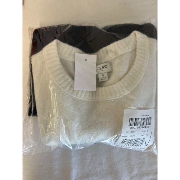 J Crew Factory Crewneck sweater in extra-soft yarn - Picture 4 of 4